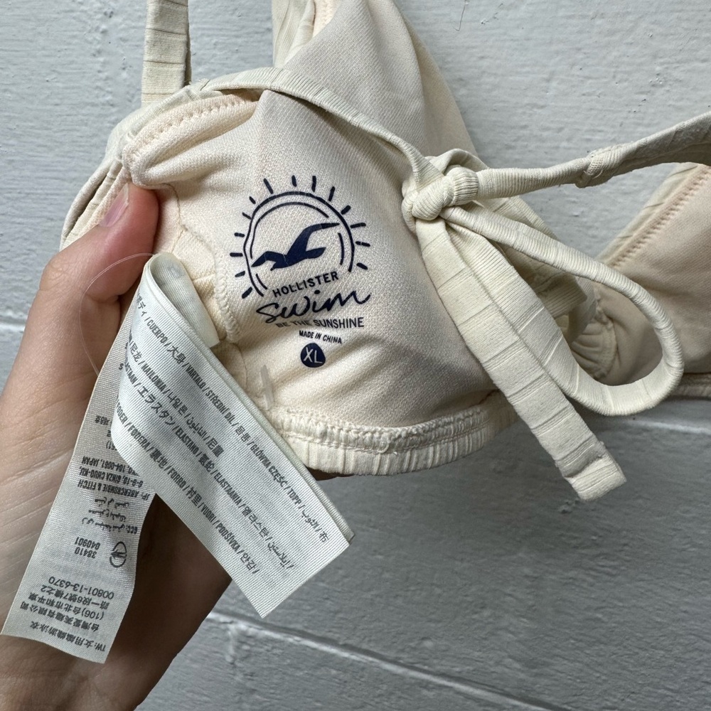 Hollister Ribbed Bikini Set - Picture 10 of 10